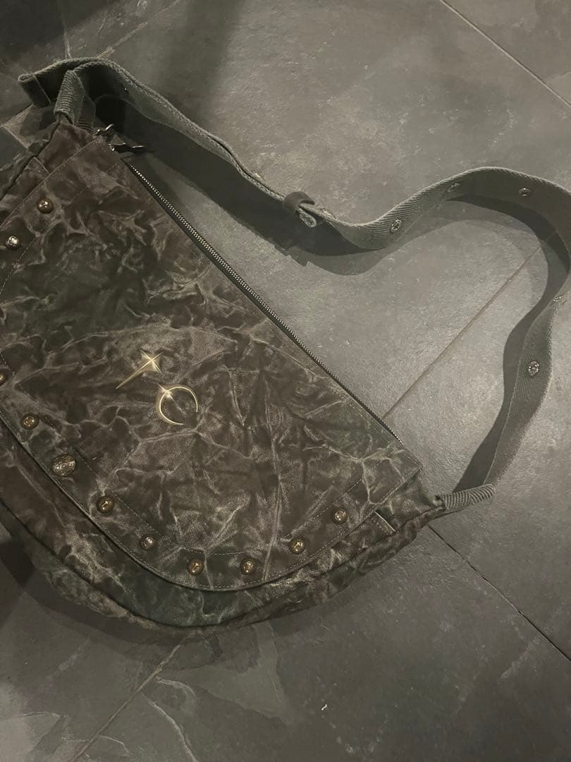 THUG CLUB サグクラブ　bio army messenger bag