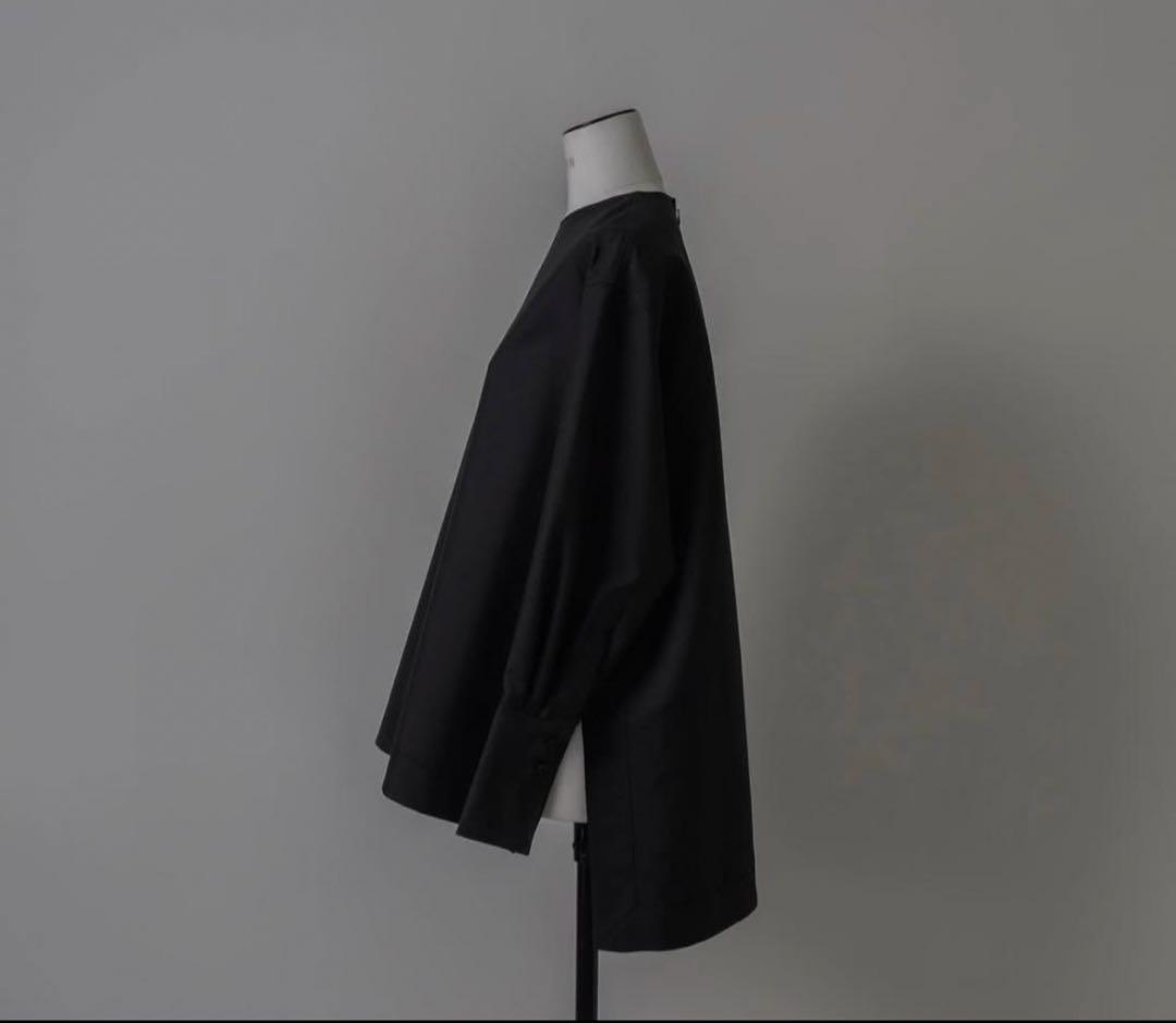 lohen ハイカウントダブルクロスノーカラーブラウス