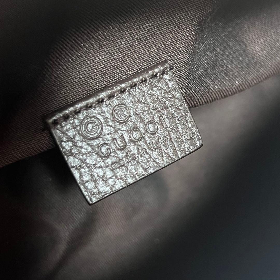 GUCCI GGキャンバス ボディバッグ 極美品