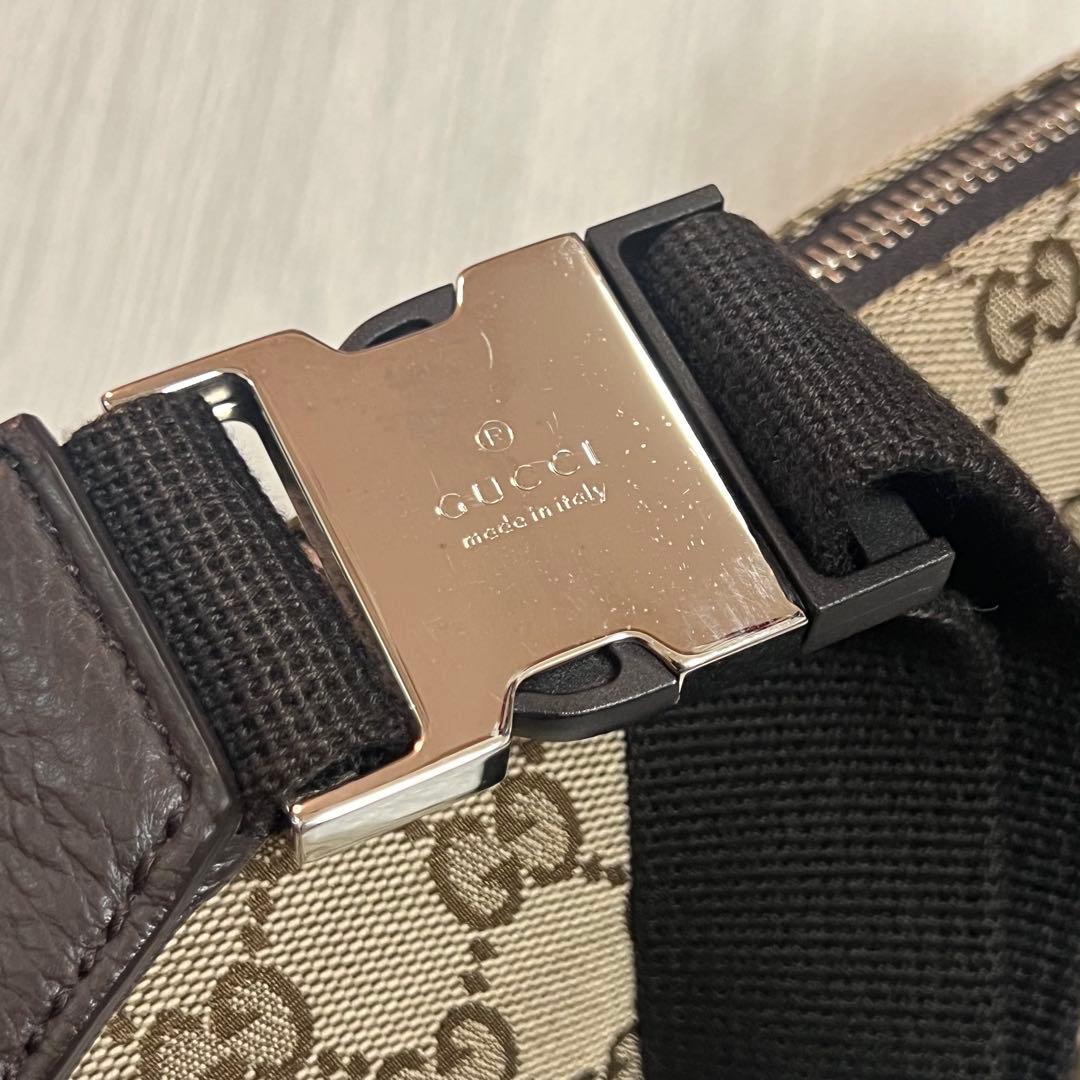 GUCCI GGキャンバス ボディバッグ 極美品