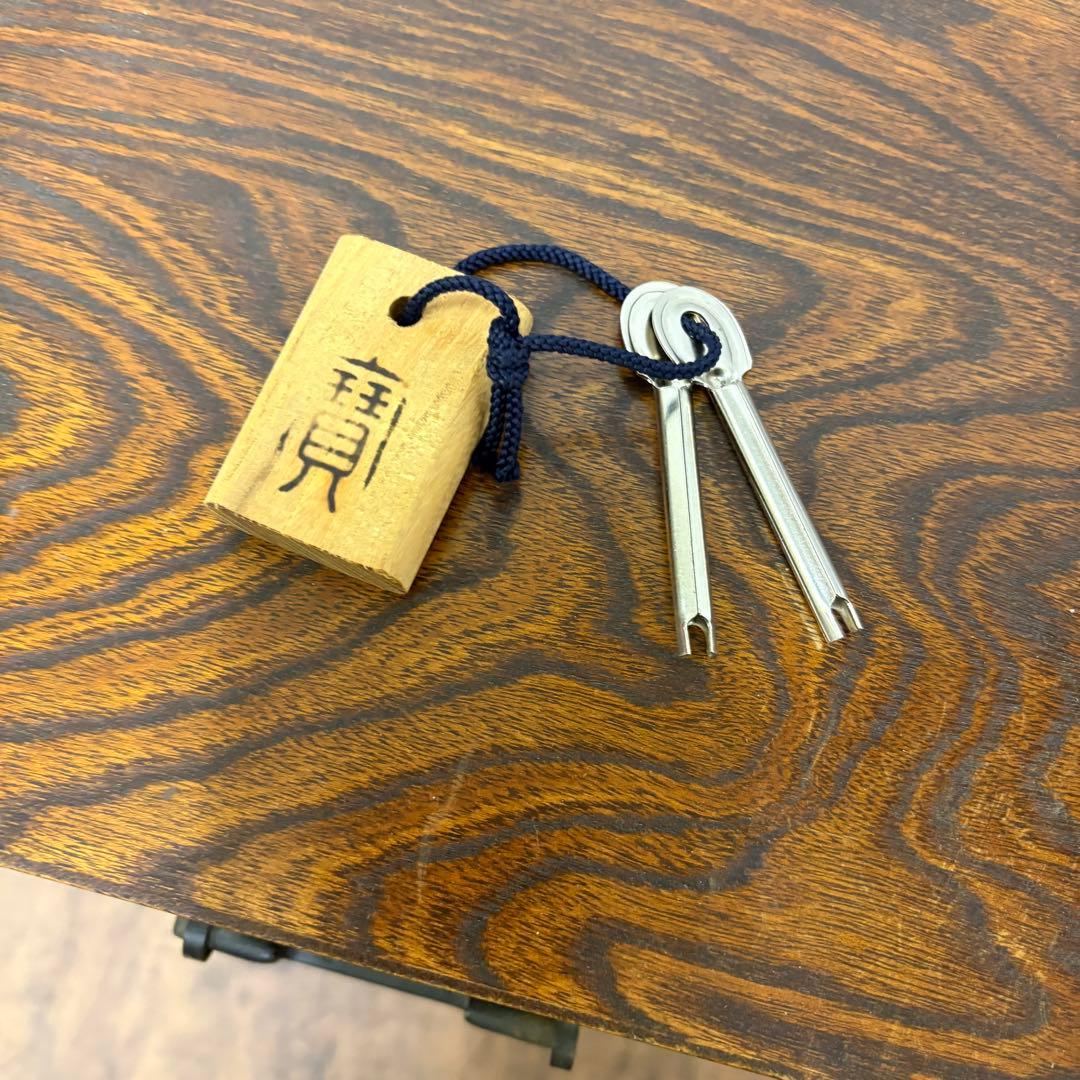 アンティーク 古道具 木製 船箪笥 銭箱 銭函 薬箱 ビンテージ 鍵付き 古家具