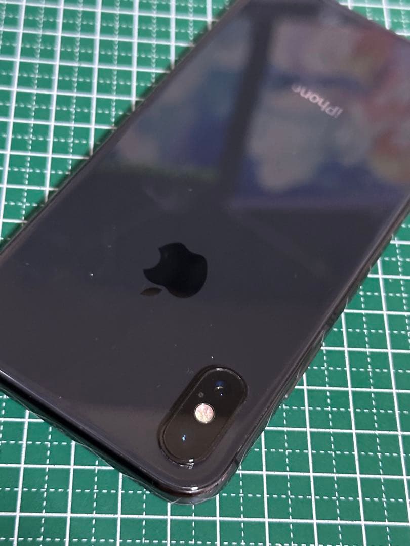 Apple iPhone X 64GB スペースグレイ docomo