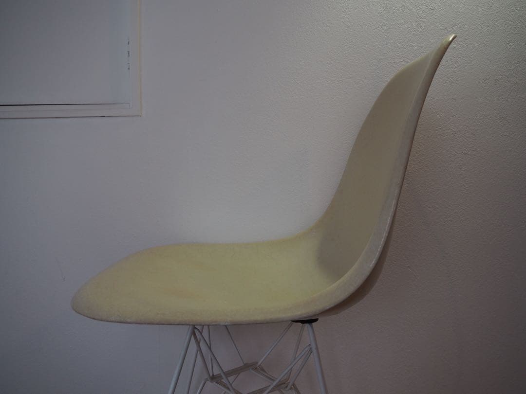 イームズ　シェルチェア　ハーマンミラー