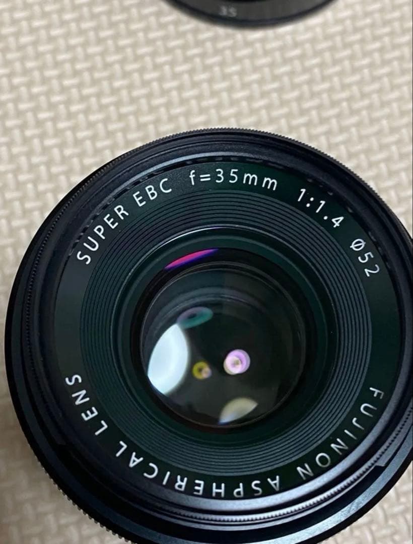 新品。Fujifilm XF 35mm F1.4 R レンズ