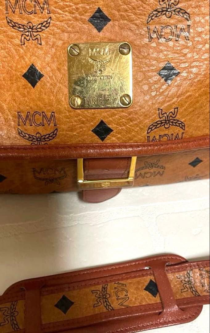 専用✨希少✨MCM ショルダーバッグ　メッセンジャーバッグ ヴィセトス柄　ポーチ