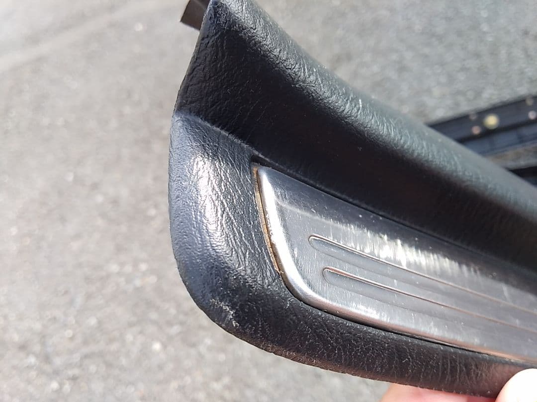 専用　Y33シーマ スカッフプレート