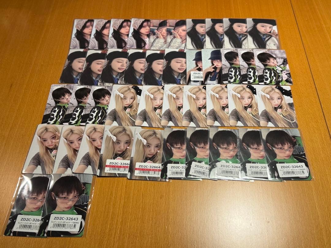 ILLIT モカ トレカ まとめ売り 42枚 ラキドロ多め