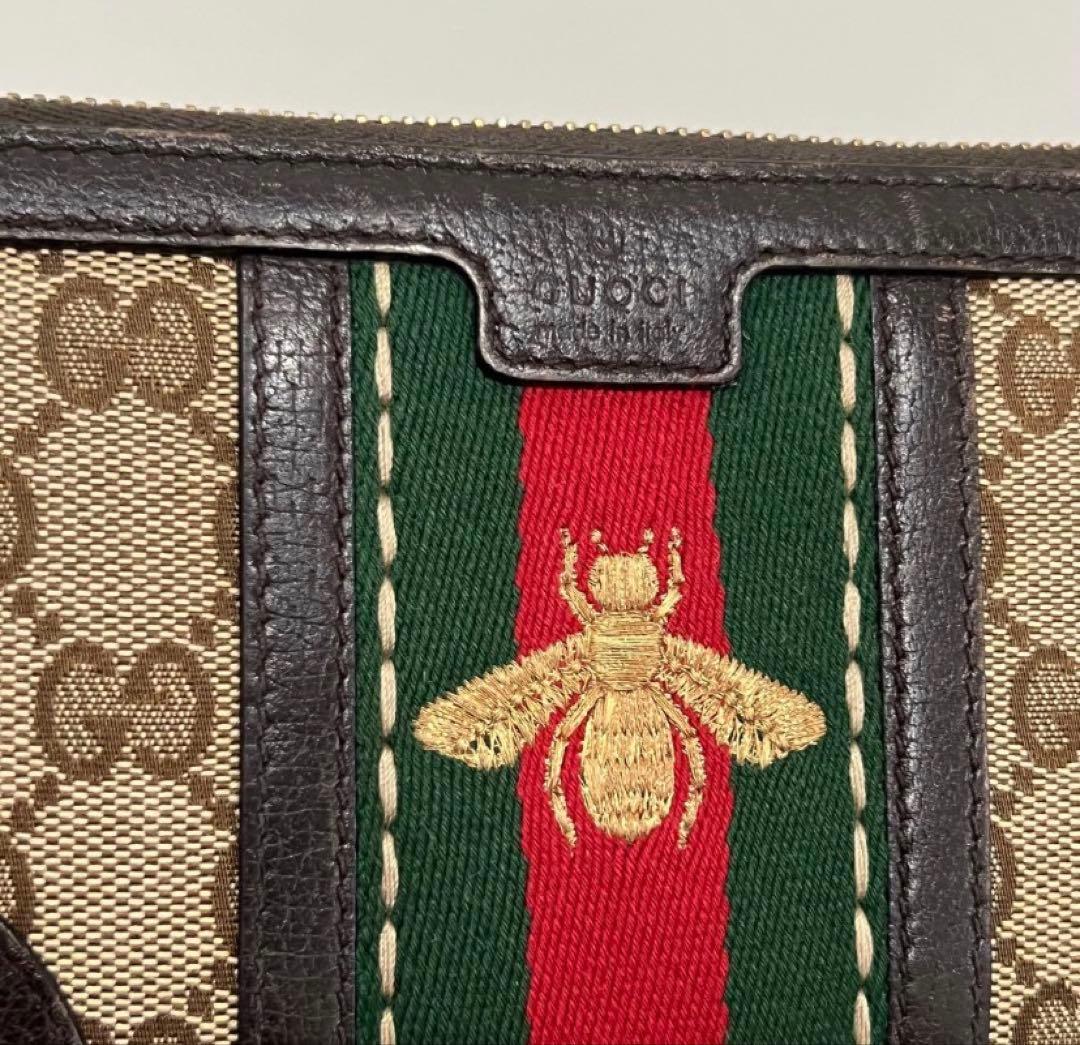 GUCCI GGキャンバス Bee刺繍 ラウンドジップ長財布 シェリーライン