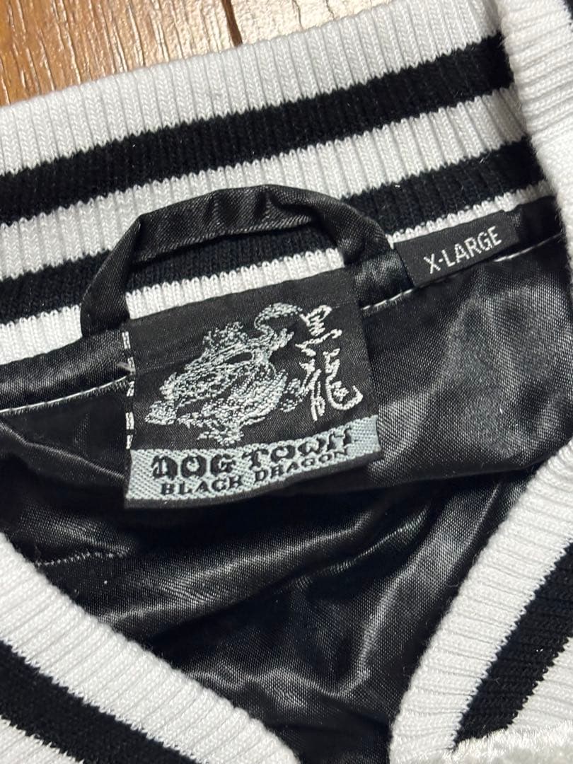 超希少　入手困難品　新品タグ付　DOGTOWN スタジャン　ベロア　スカジャン