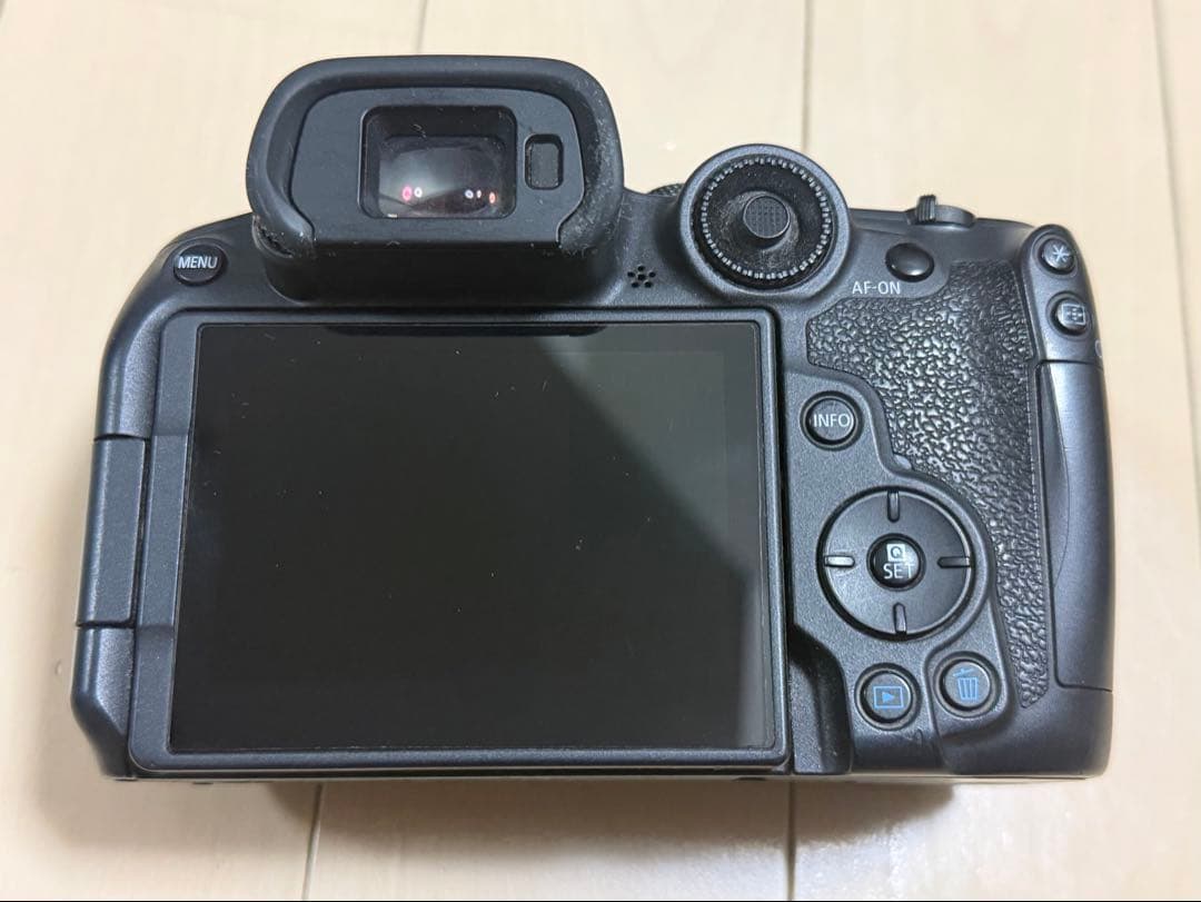 【延長保証あり・美品】Canon EOS R7 ミラーレス一眼 カメラ 本体
