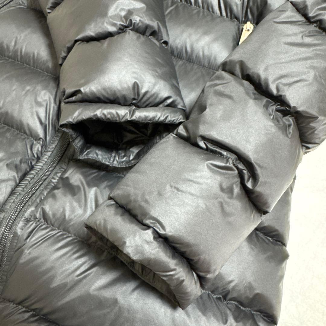 PYRENEX ATOM フード付きダウン Sサイズ