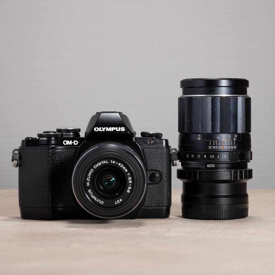 OLYMPUS OM-D E-M10 ダブルレンズキット スマホ転送OK