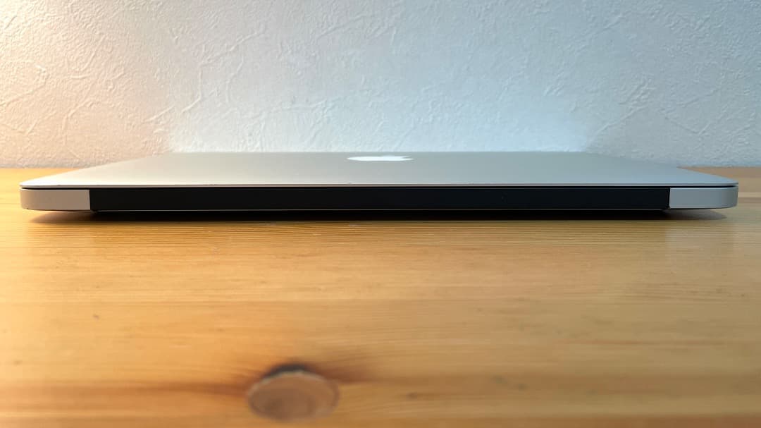 Apple MacBook Air 11インチ, Early 2015 US