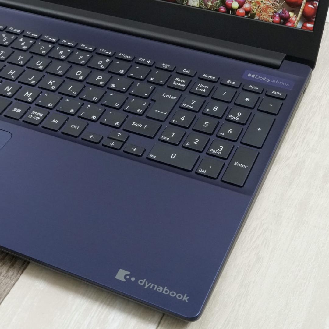 未使用に近いレベルの極美品✨１０コアの第１２世代ｉ５に超高速ＳＳＤ＆１６Ｇメモリ