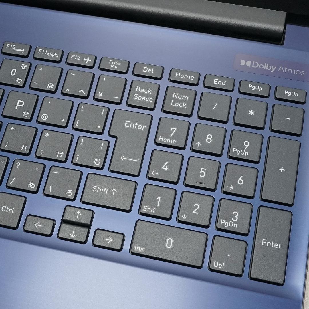 未使用に近いレベルの極美品✨１０コアの第１２世代ｉ５に超高速ＳＳＤ＆１６Ｇメモリ