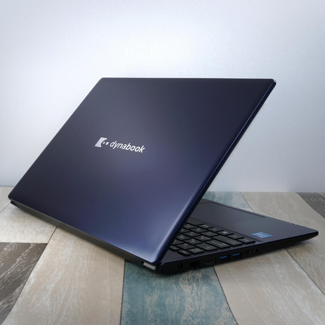 未使用に近いレベルの極美品✨１０コアの第１２世代ｉ５に超高速ＳＳＤ＆１６Ｇメモリ