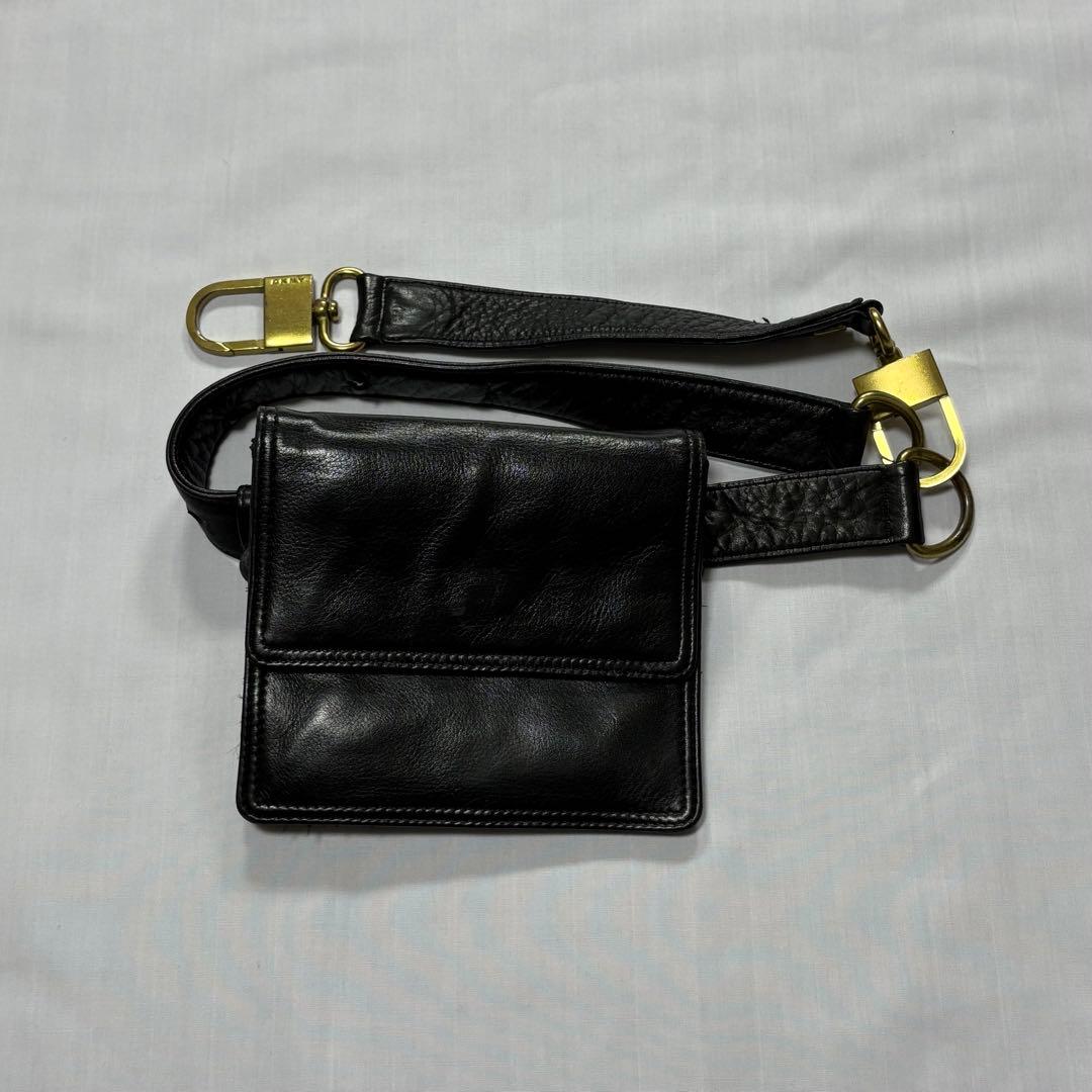 【希少】90s DKNYレザーウエストポーチ アンティークゴールド金具 スクエア