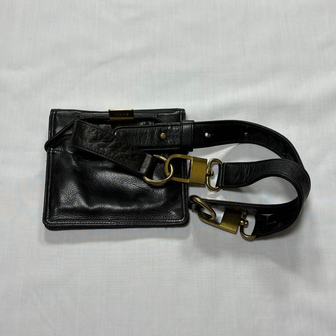 【希少】90s DKNYレザーウエストポーチ アンティークゴールド金具 スクエア