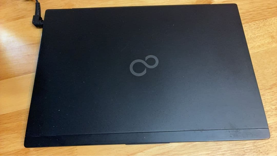 軽量薄型☆富士通 U939 Core i5-8365U 8GB SSD256