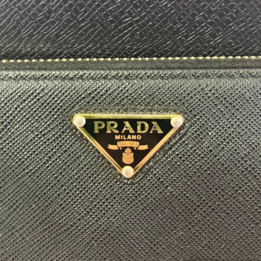 【美品】 PRADA サフィアーノ 長財布