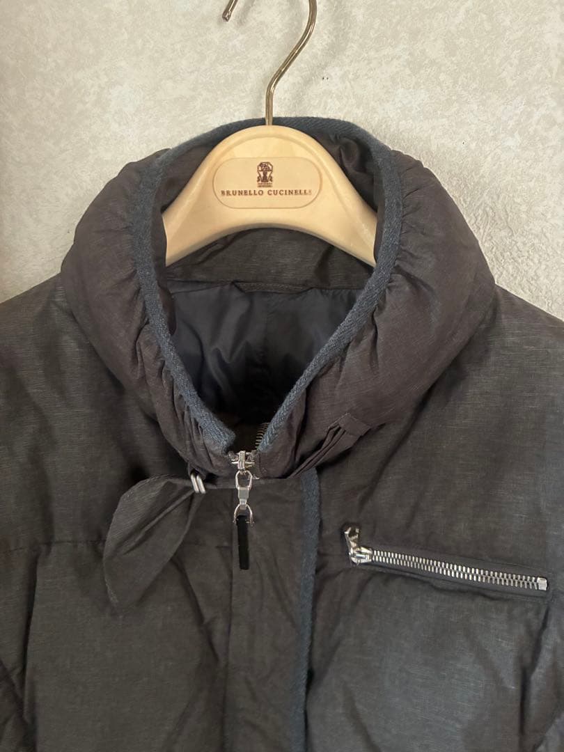 専用ブルネロクチネリ　ダウンジャケットSサイズ