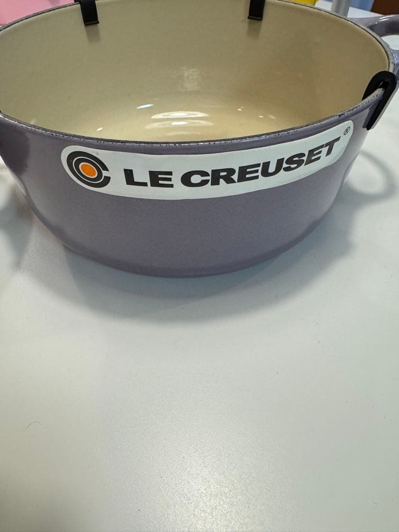 LE CREUSET 両手鍋 パープル 約20センチ
