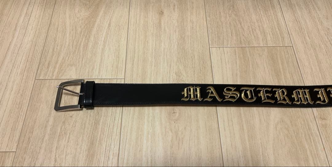マスターマインド　レザーベルト　ロゴ刺繍　黒　ゴールド　master mind