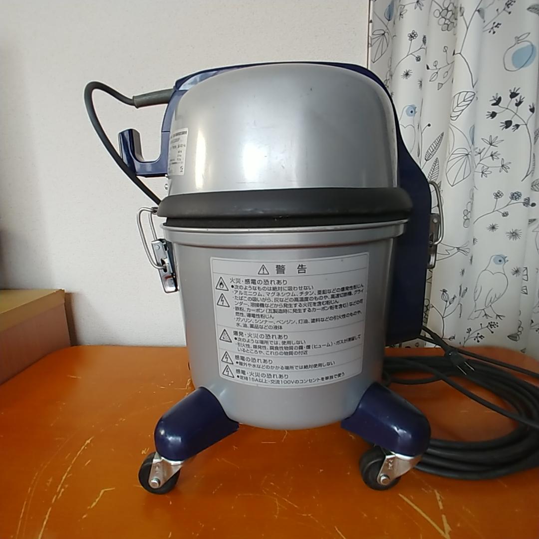 【18】パナソニック 業務用掃除機 380W MC-G3000P