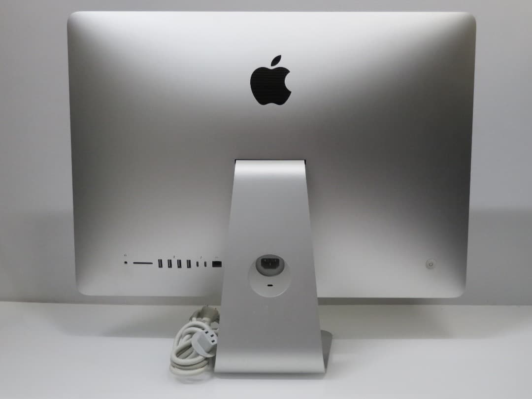 ⭐️M104A⭐️ IMac A1418 i5 2.3 21.5”(mid2017)