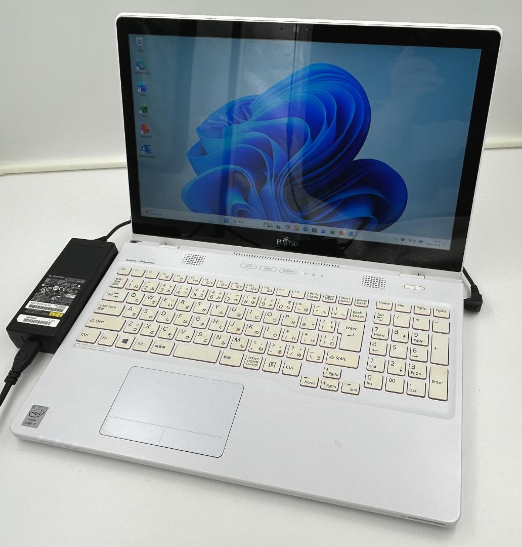 ノートパソコン windows11 オフィス付き core i7 AH77/RW