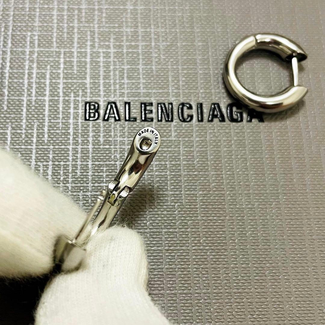 未使用級✨付属完備✨BALENCIAGA ピアス フープ シルバー ロゴ 現行