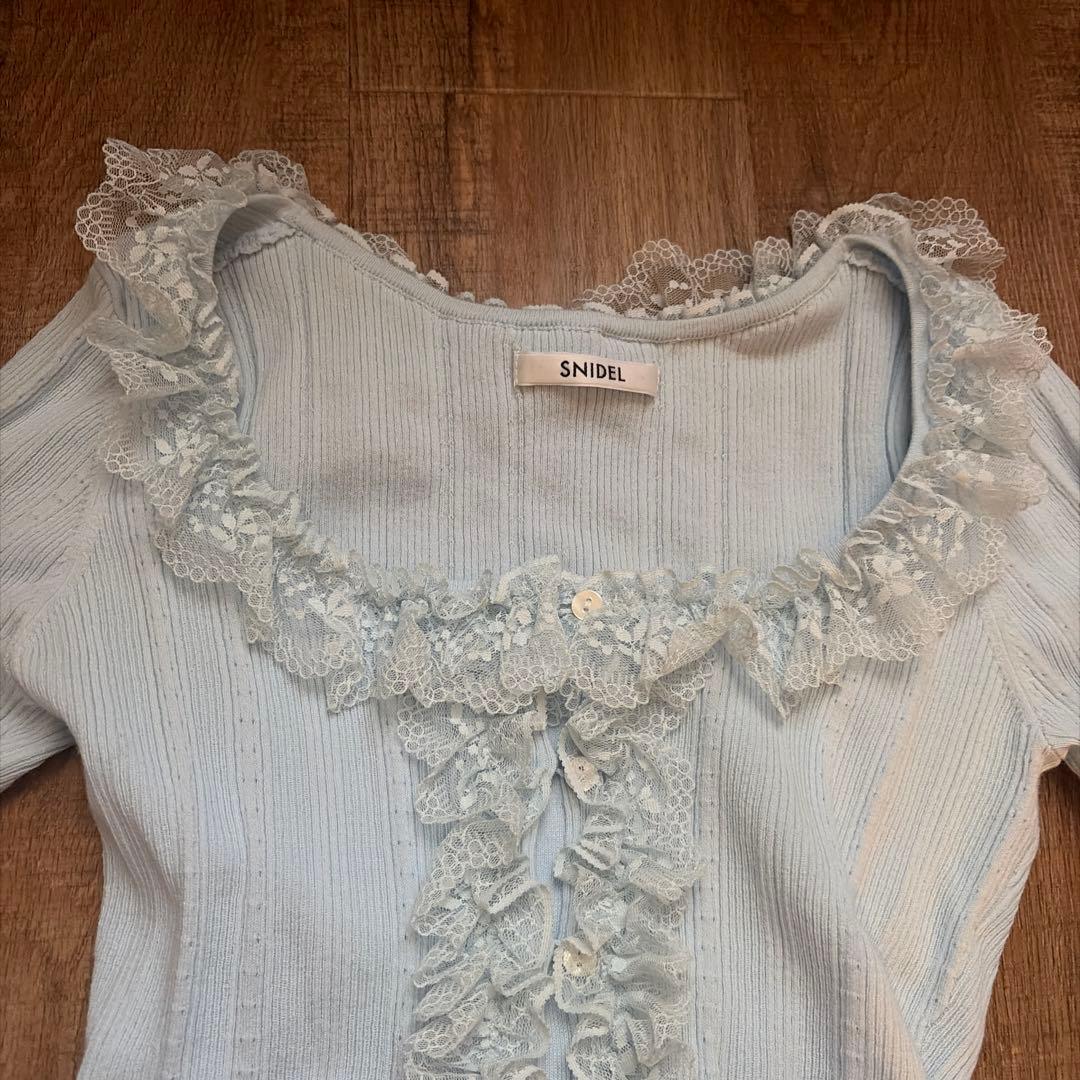 SNIDEL Sustainableフリルニットプルオーバー