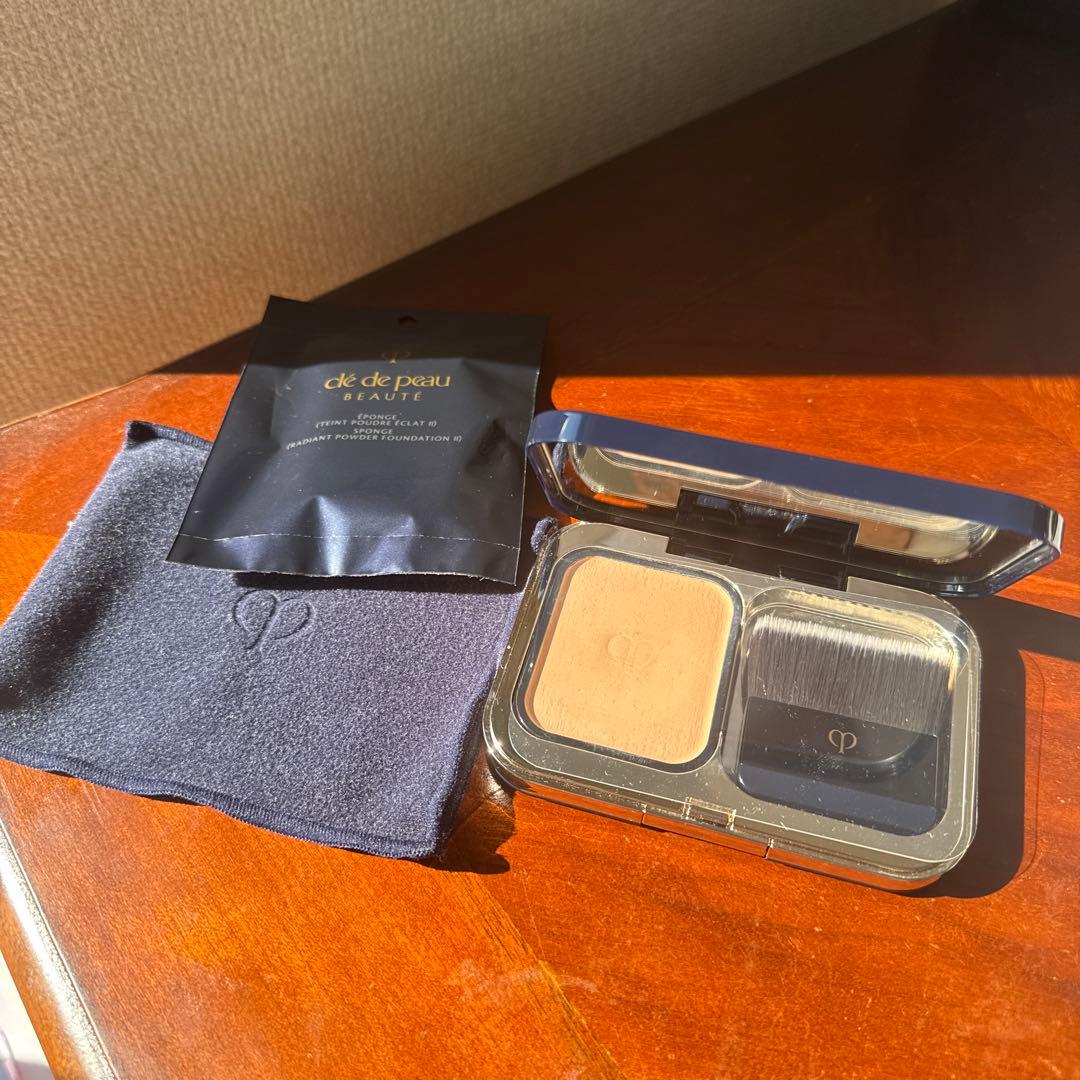 クレ・ド・ポー ボーテ　タンプードルエクラⅡ ピンクオークル10