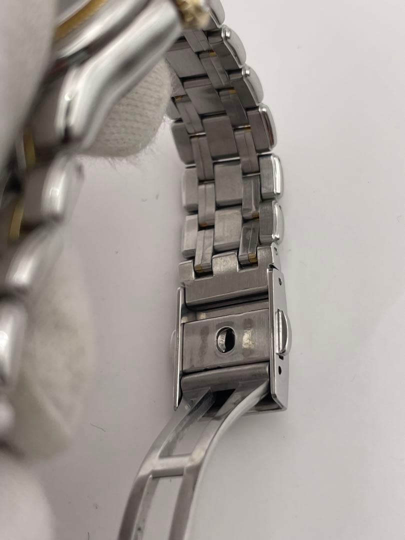 【日本未発売】CITIZEN シチズン　ソーラー稼働品　ダイアモンド　シルバー