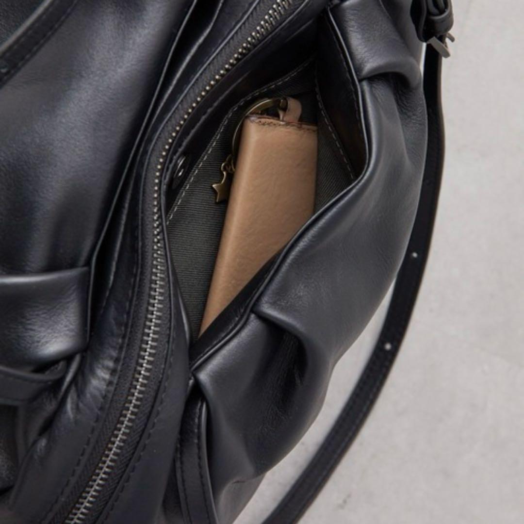 ear PAPILLONNER コロンボストンバック本革　BLACK