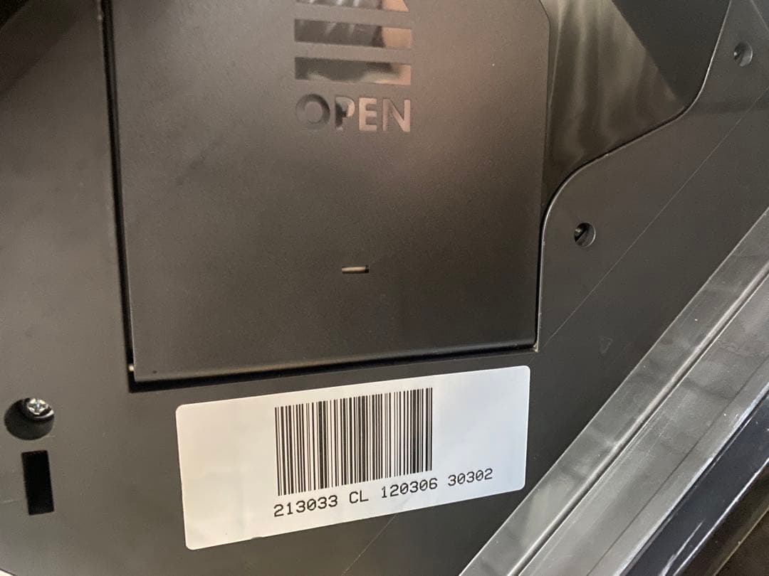 デロンギ　コンパクト自動エスプレッソマシン　マグニフィカSプラス　現状品