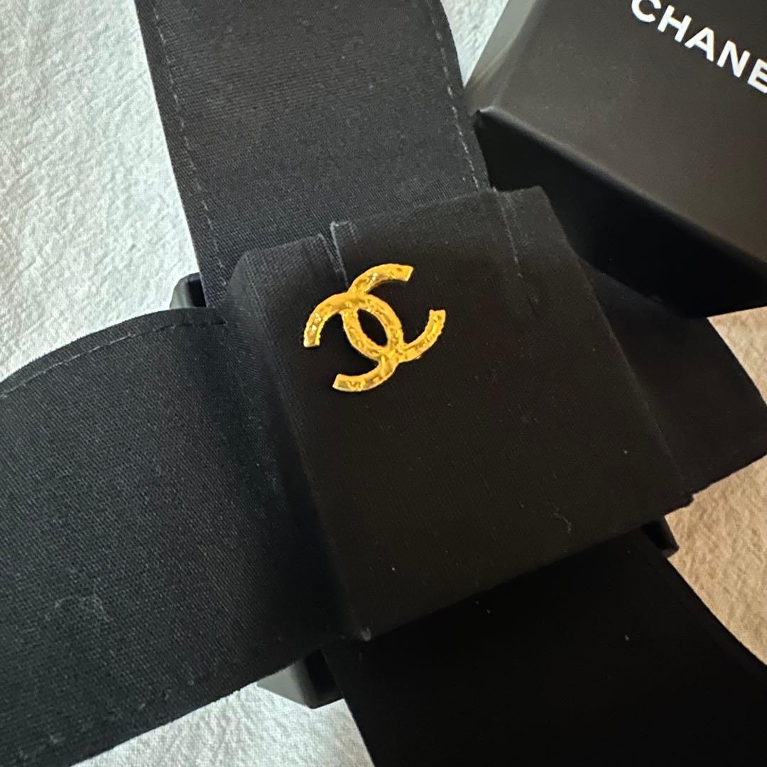 CHANEL ピアス　イエローゴールド