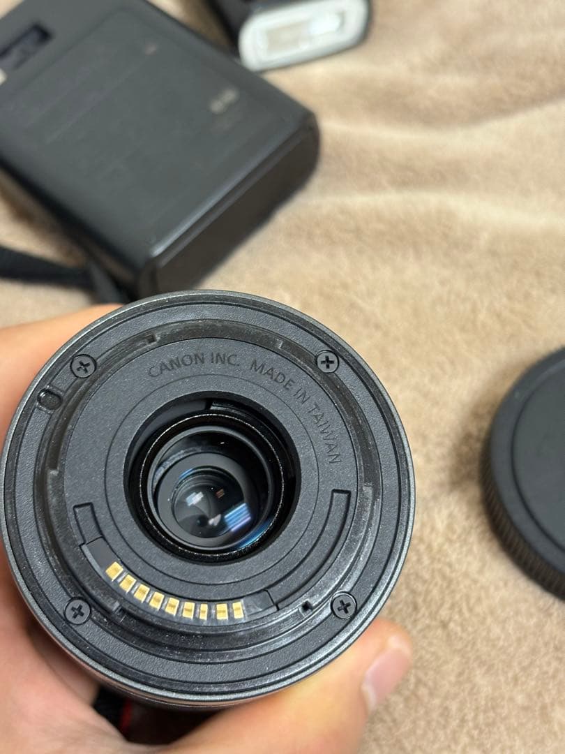 Canon eos kiss m 標準レンズセット