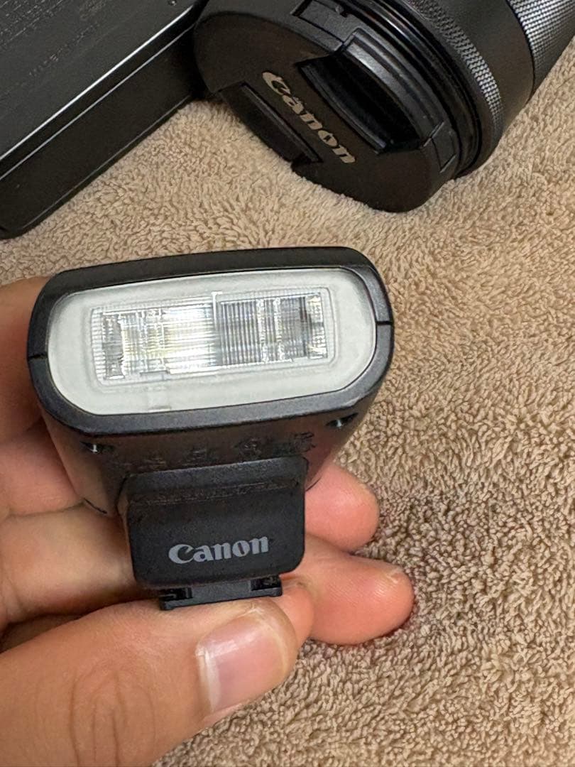 Canon eos kiss m 標準レンズセット