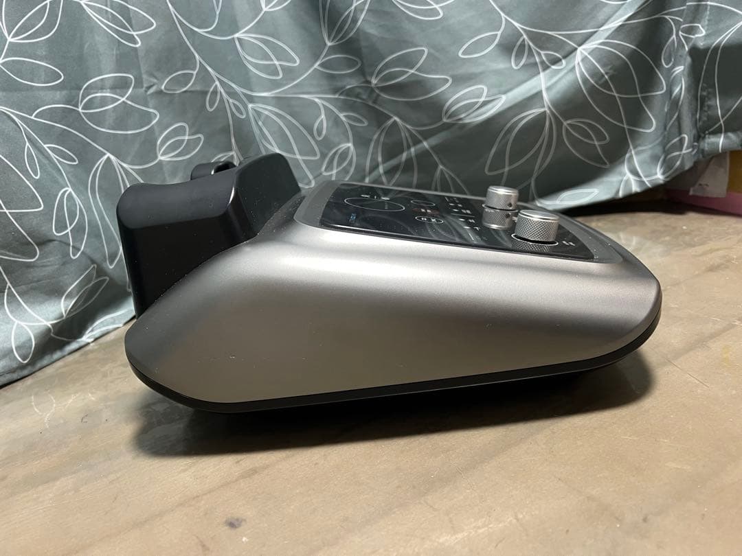 CareCellve Mechanic IN-5600 美顔器