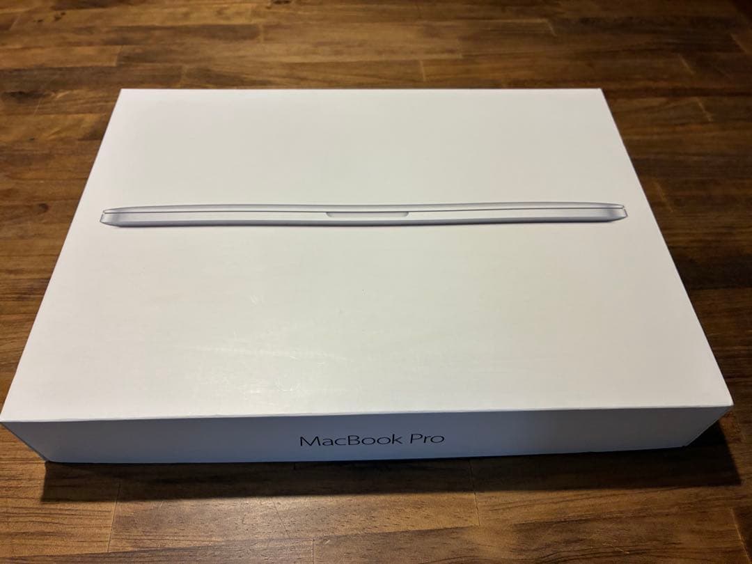 Apple MacBook シルバー 本体 2015年モデル　リコール対象外