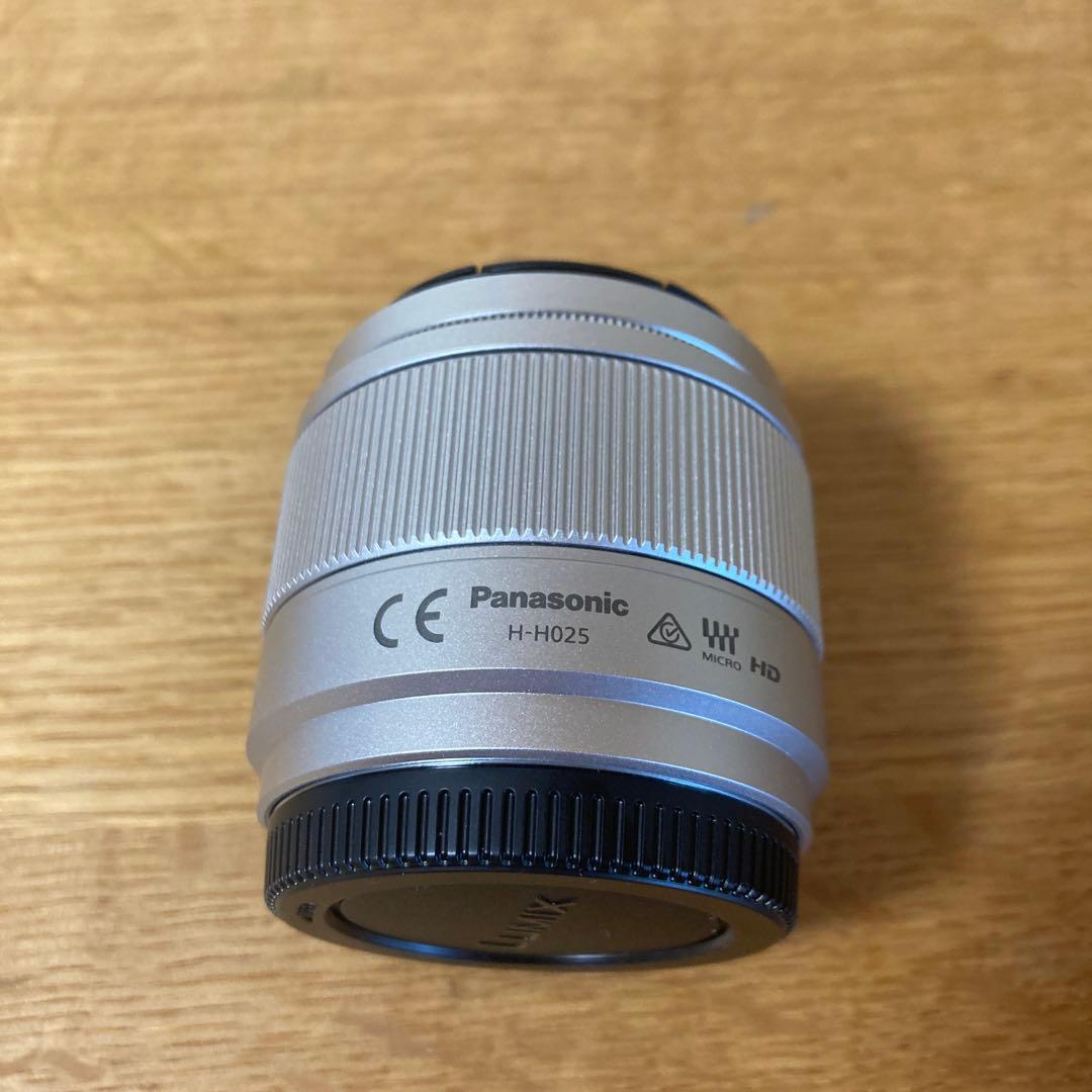 Panasonic H-H025 25mm レンズ