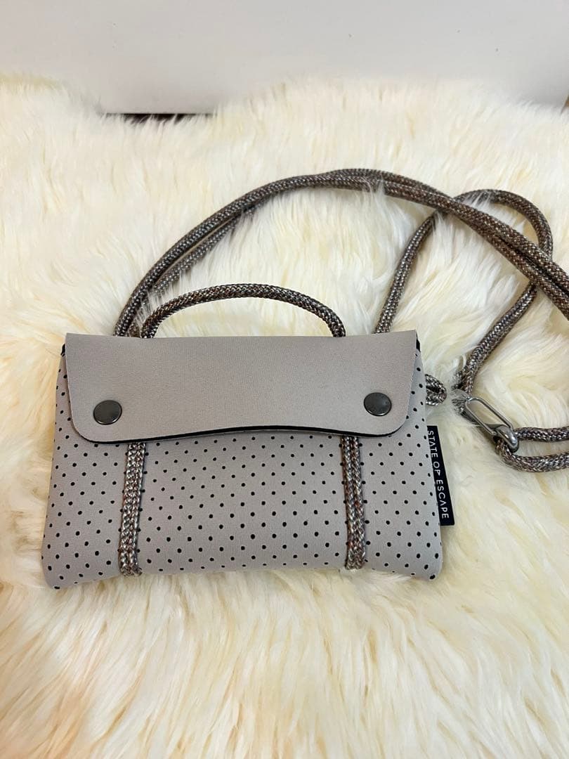 ステイトオブエスケープ　コンパスベルトバック　アッシュカラー