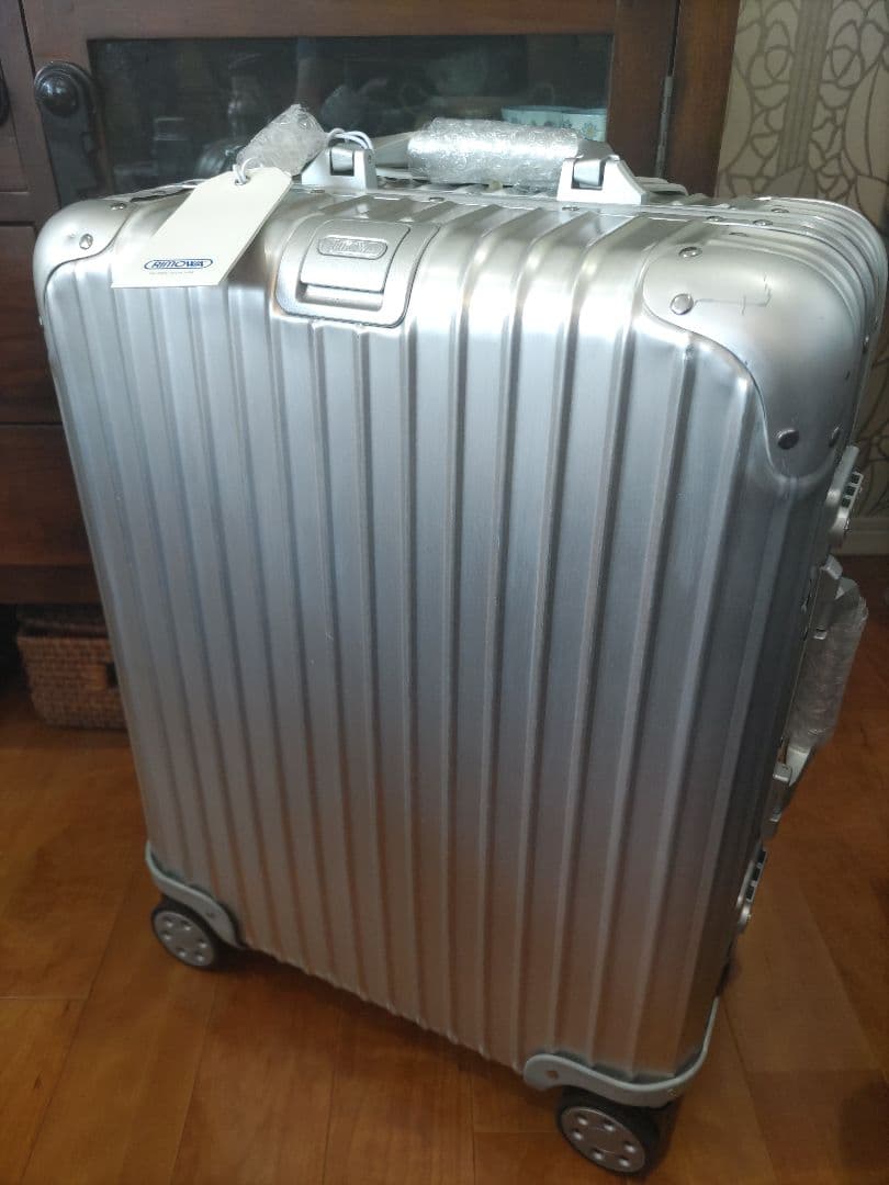 【極美品】■リモワ ■RIMOWA■トパーズ ■TOPAS■45L■シルバー■