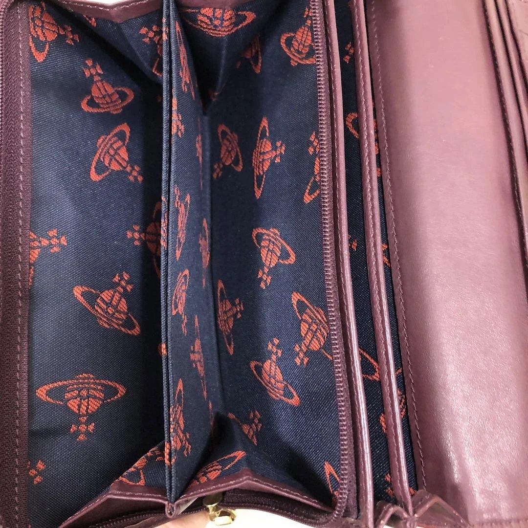 【人気】VivienneWestwood⭐️ブラック オーブ型押し長財布　金ロゴ付