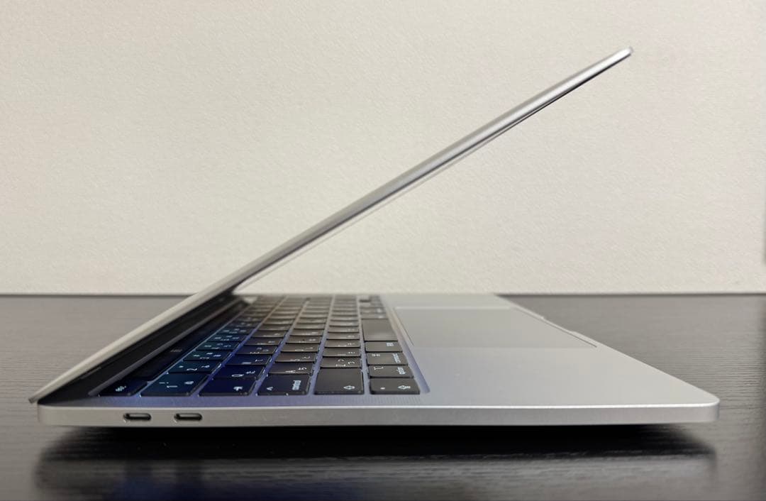 MacBook Pro M2 24GB 512GB 充放電210 残量87%