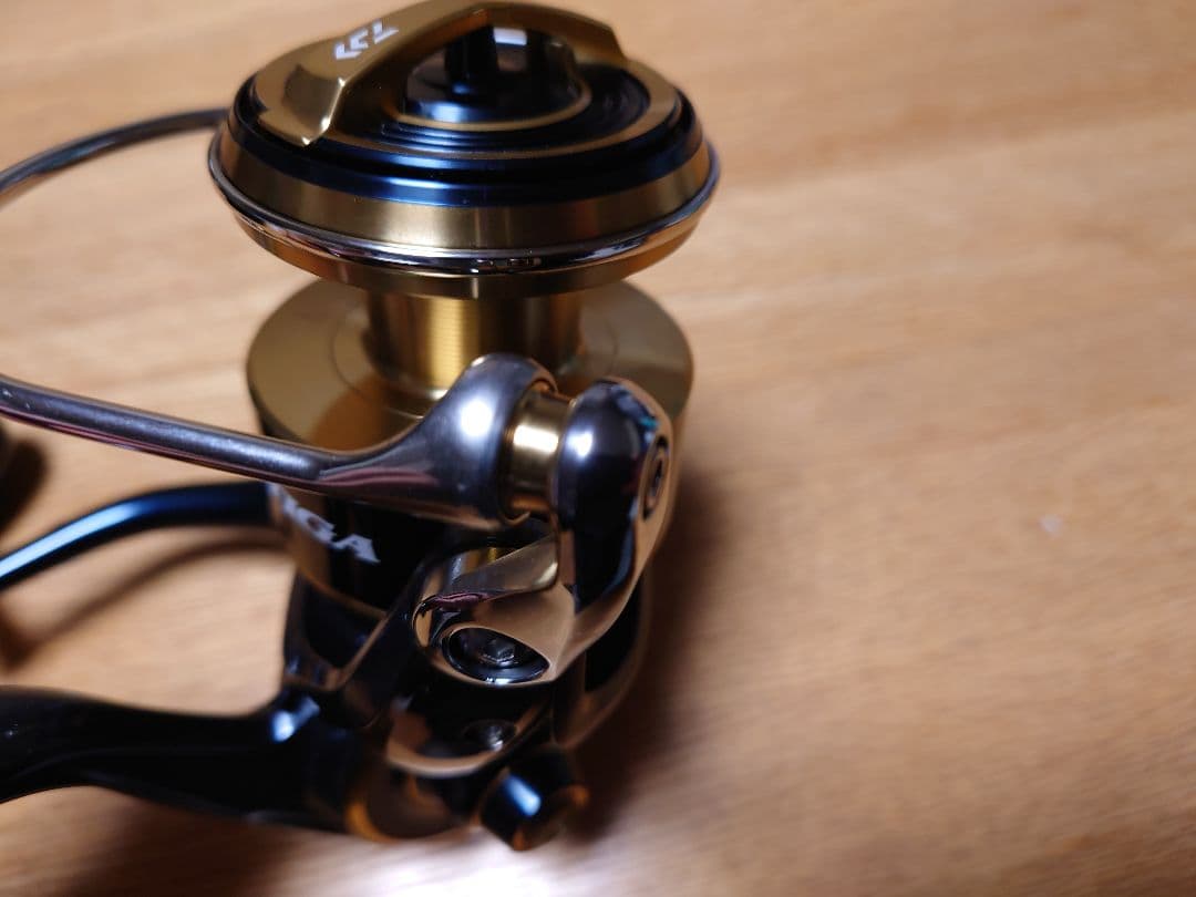 20ソルティガ8000-H