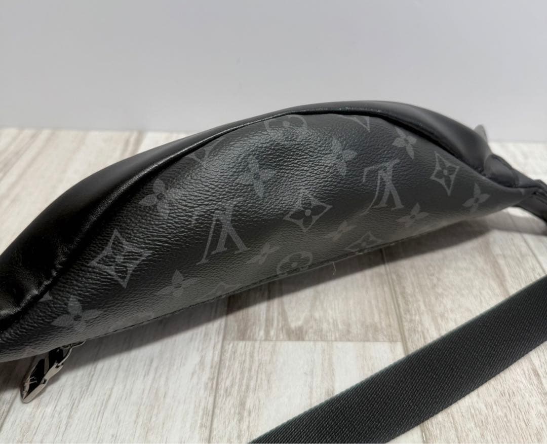 定価30.6万☆ルイヴィトン モノグラムエクリプスディスカバリーバムバッグPM