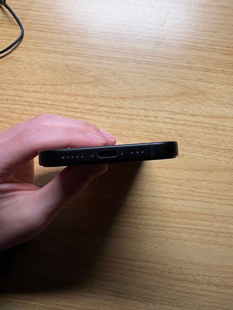 iPhone15 128G バッテリー96% ブラック