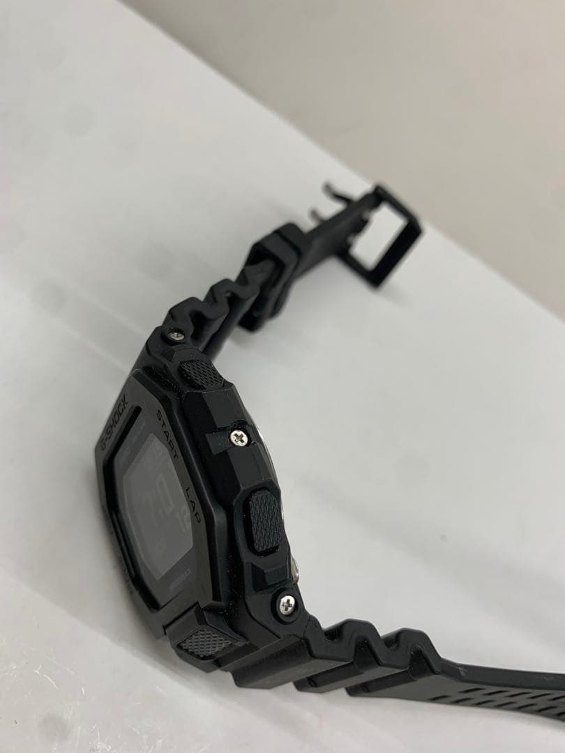 中古　G-SHOCK ジーショックGBX-100